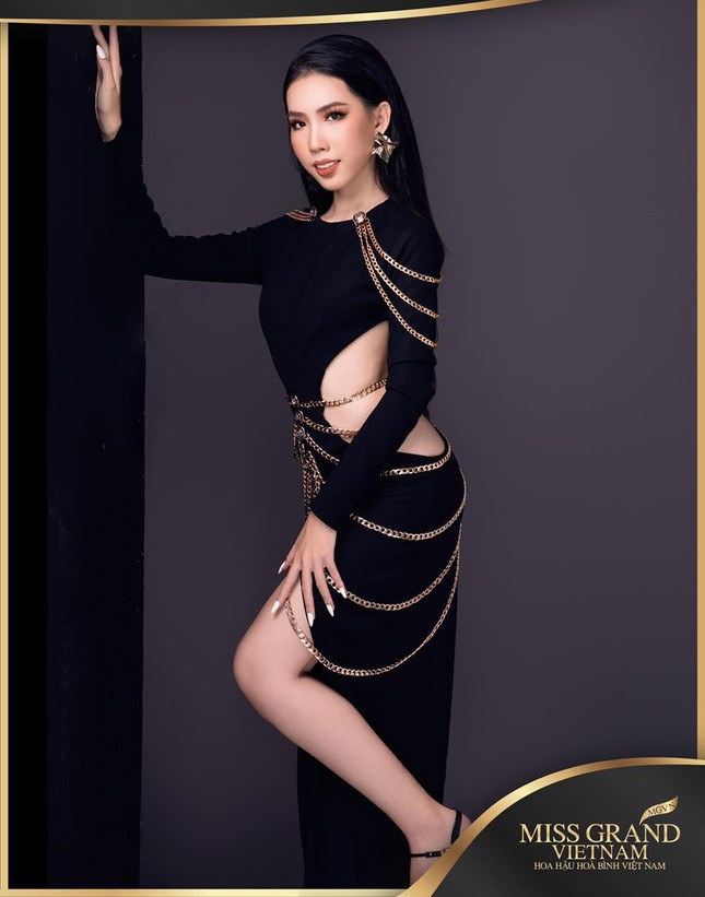 Loạt thành tích học tập và thi sắc đẹp ấn tượng của dàn thí sinh Miss Grand Vietnam 2022 - Ảnh 12.