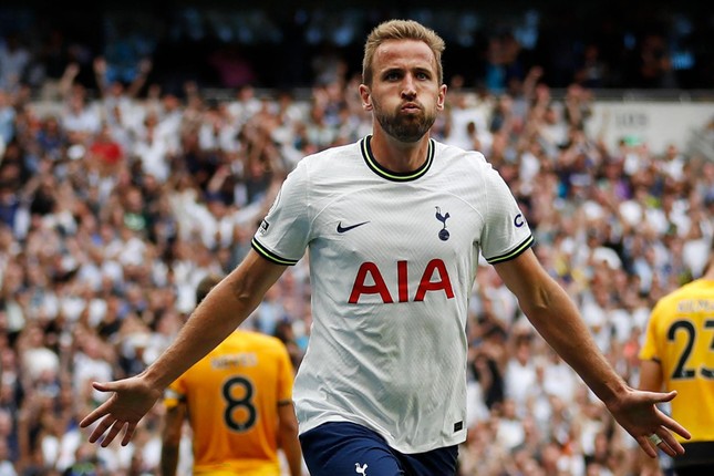 Harry Kane phá kỷ lục khủng, Tottenham đánh bại Wolves - Ảnh 1.