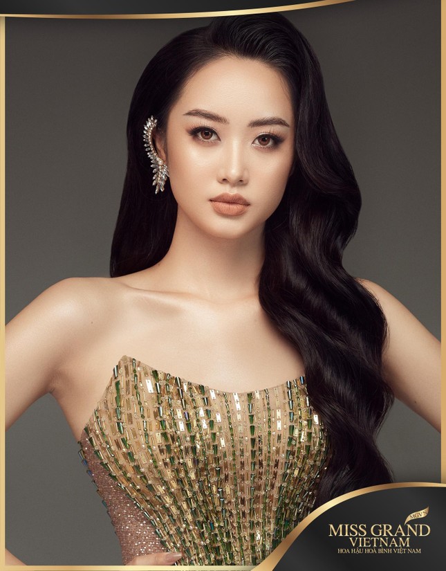 Người đẹp được yêu thích nhất chung khảo Miss World Vietnam dự thi Hoa hậu Hòa bình Việt Nam 2022 - Ảnh 1.