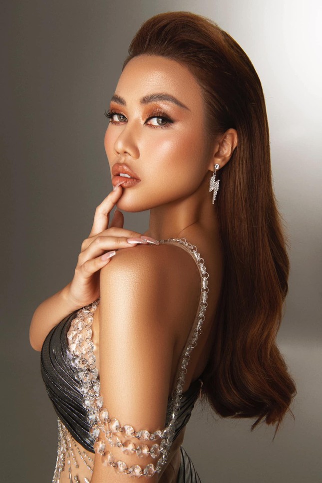 Nữ người mẫu nóng bỏng với loạt thành tích khủng gây chú ý tại Miss Grand Vietnam 2022 - Ảnh 2.