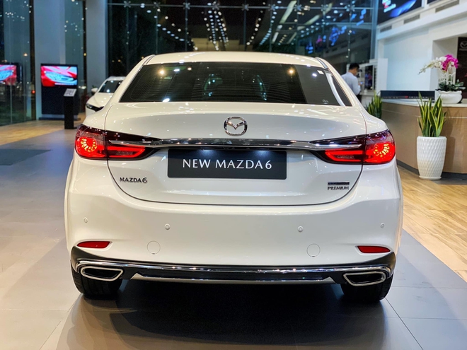 Mazda6 giảm 60 triệu đồng tại đại lý: Giá thấp nhất còn 829 triệu đồng, cạnh tranh Camry và K5 - Ảnh 3.