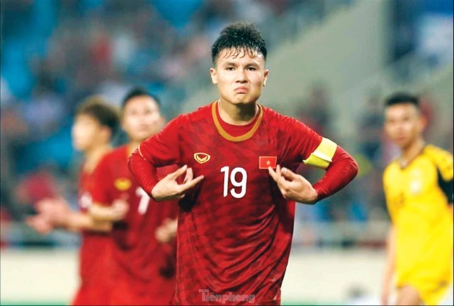 Tuyển Việt Nam vắng Quang Hải ở AFF Cup 2022? - Ảnh 1.