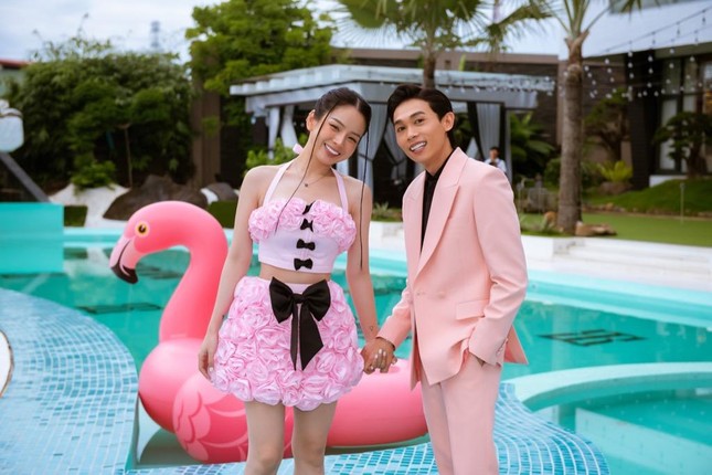 Bảo Thy bất ngờ tái xuất với vai trò ca sĩ, song ca hit cùng đạo diễn show Người Ấy Là Ai - Ảnh 8. Bảo Thy bất ngờ tái xuất với vai trò ca sĩ, song ca hit cùng đạo diễn show Người Ấy Là Ai - Ảnh 8.