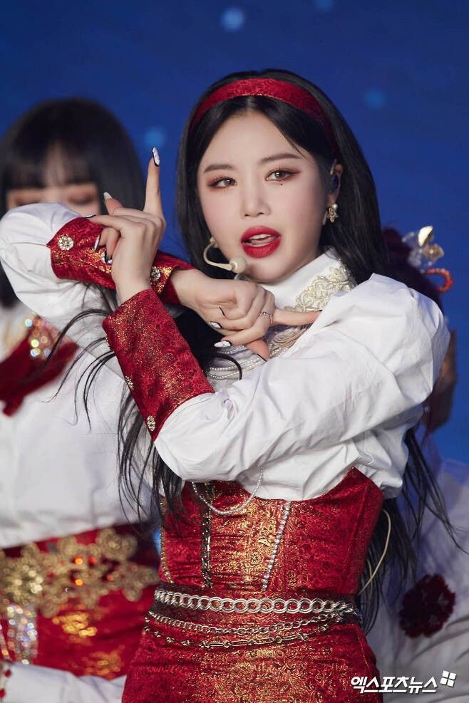 Kpop có những màn trở lại lận đận: (G)I-DLE phải sửa MV vì thành viên rời nhóm, T-ara chấm dứt thời hoàng kim sau bản hit này! - Ảnh 16.