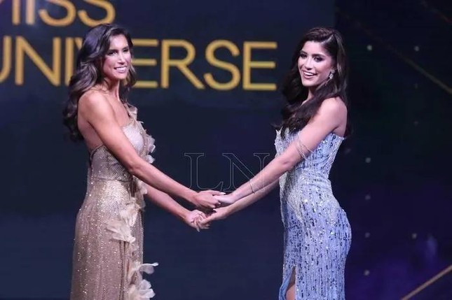 Đối thủ cũ của Huyền My ở Miss Grand đăng quang Miss Universe Paraguay, nhan sắc bị chê già nua - Ảnh 2.