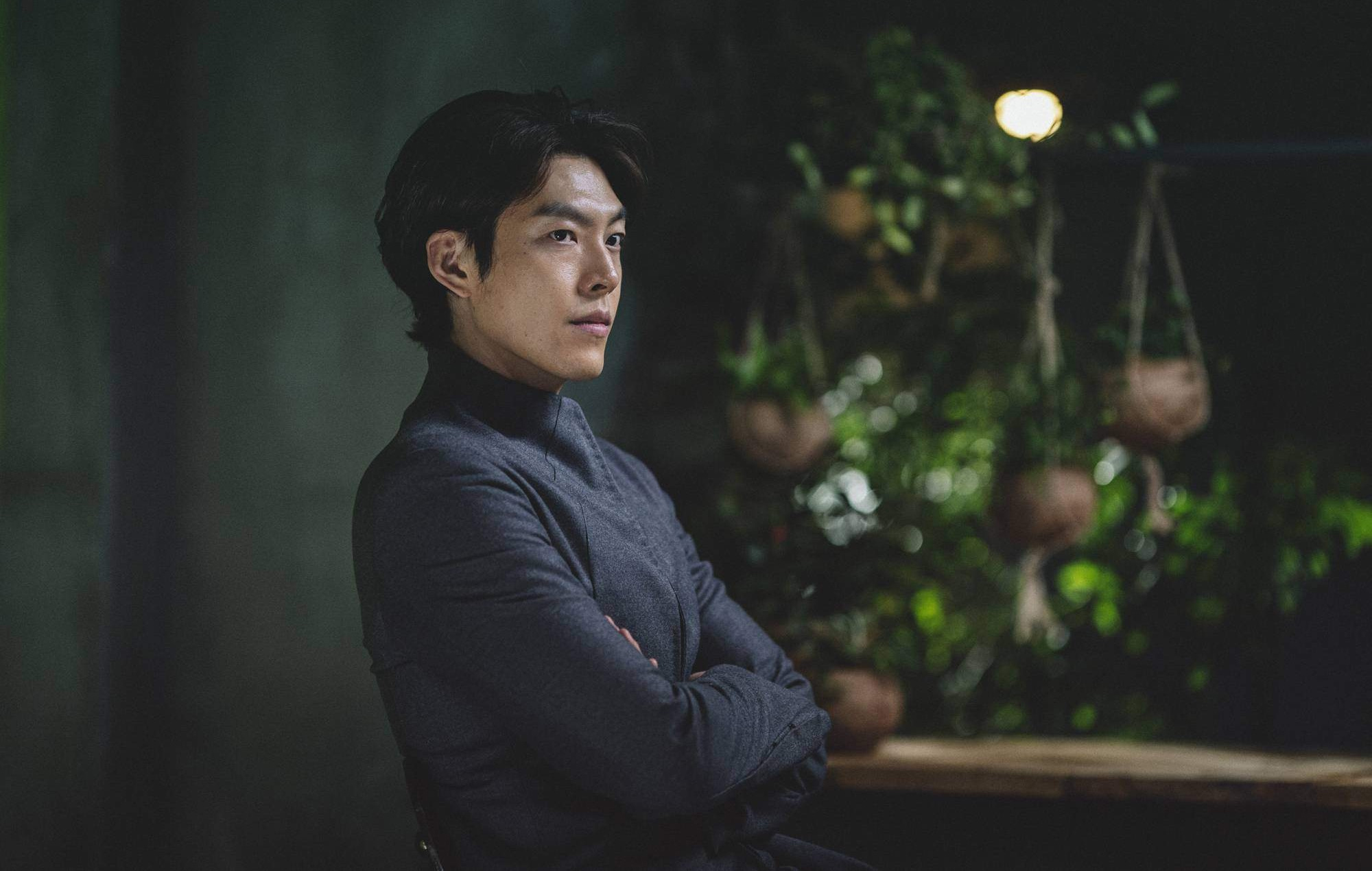 Alienoid: Cuộc chiến xuyên không - Phim chiếu rạp của So Ji Sub, Kim Woo Bin có gì đáng xem? - Ảnh 2. Alienoid: Cuộc chiến xuyên không - Phim chiếu rạp của So Ji Sub, Kim Woo Bin có gì đáng xem? - Ảnh 2.