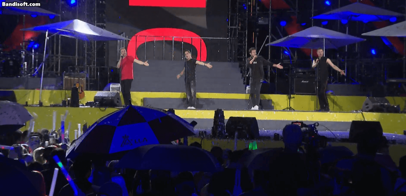 Toàn cảnh HAY Glamping Music Festival: 4 boyband huyền thoại quốc tế làm sống dậy cả thanh xuân, dàn sao Vpop cháy hết mình dưới màn mưa! - Ảnh 35.