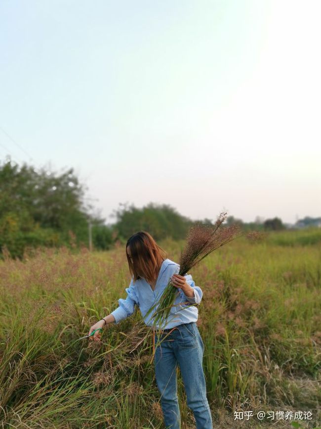 Đám cưới nông thôn siêu tiết kiệm do em gái tổ chức cho chị ruột - Ảnh 3.