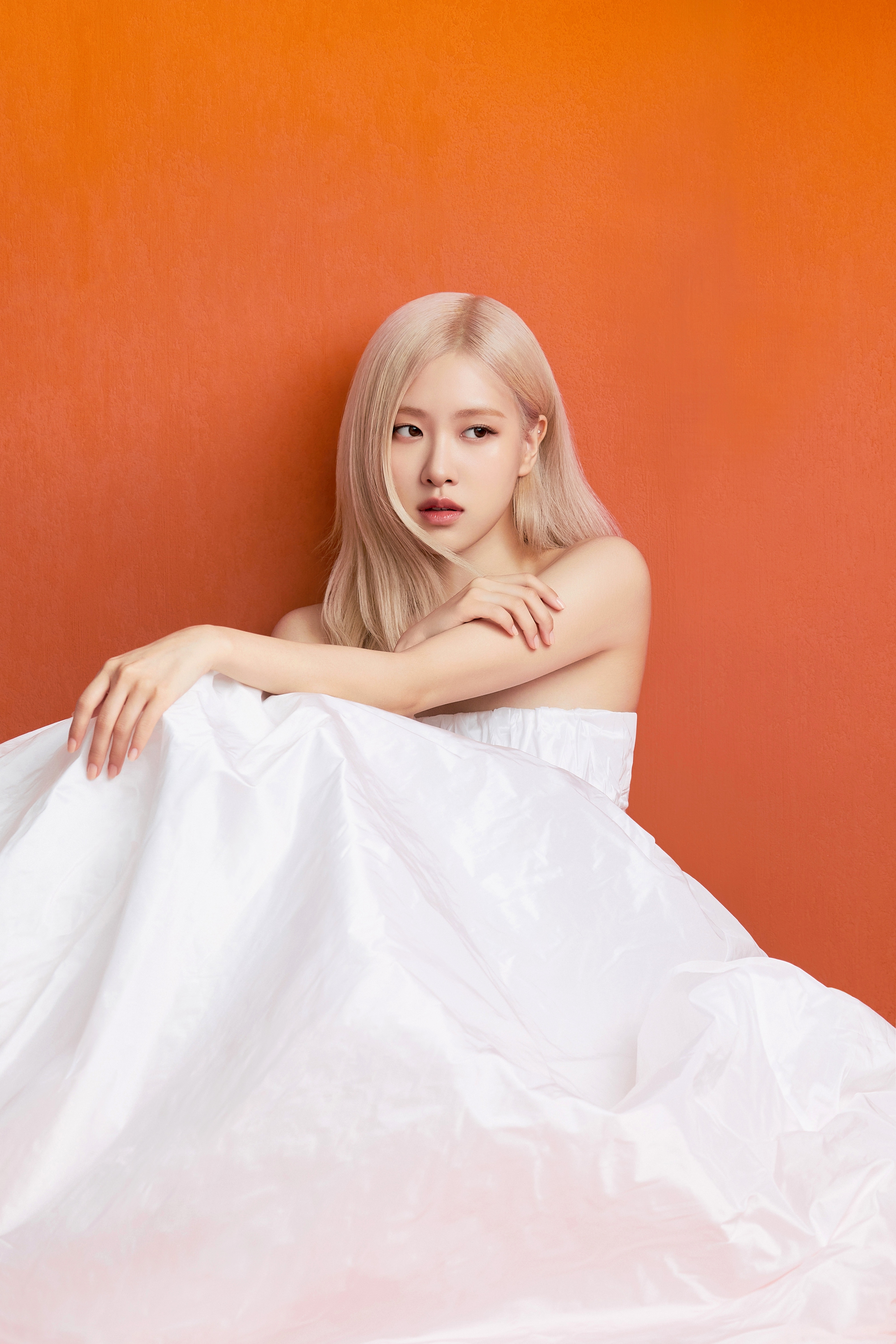 Rosé (BLACKPINK) ngọt ngào trong loạt ảnh mới - Ảnh 3.