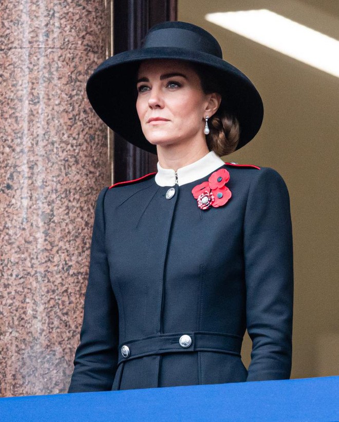 Kate Middleton thay thế Diana làm Công nương xứ Wales sau khi Nữ hoàng qua đời - Ảnh 2.