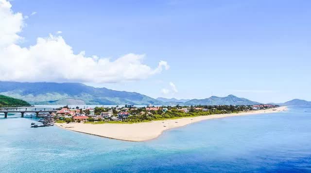 Top 10 bãi biển đẹp nhất Việt Nam: Số 9 không quá nổi tiếng nhưng là viên  ngọc của Phú Yên
