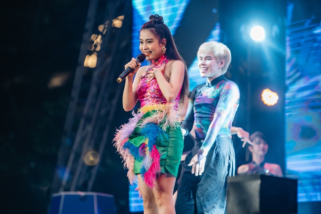 Hyolyn (Sistar) gây bão với loạt hit quen thuộc, Hoàng Thùy Linh và Đức Phúc diễn cực sung ở lễ hội âm nhạc Việt - Hàn - Ảnh 16.