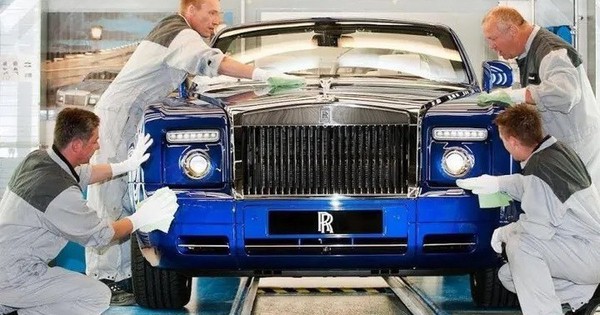 Ngắm RollsRoyce Phantom VIII Series II giá hơn 80 tỷ ở HN