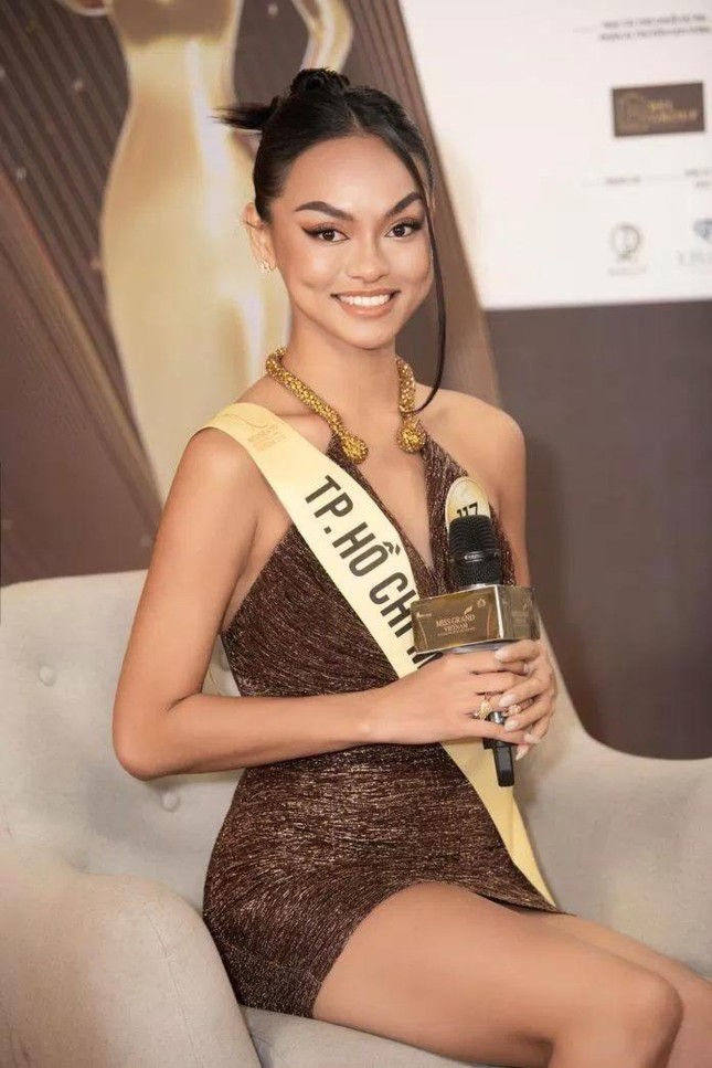 Đỗ Trịnh Quỳnh Như chiến thắng thử thách tiếng Anh của Miss Grand Vietnam, Mai Ngô lọt top 5 - Ảnh 4.