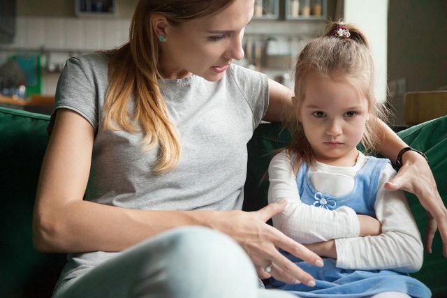 10 mẹo nhỏ nhưng c&oacute; v&otilde; dạy trẻ bướng bỉnh trở n&ecirc;n ngoan ngoan, nghe lời - Ảnh 2.