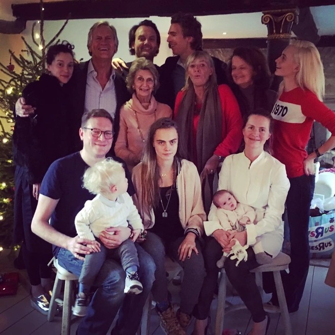 Thi&ecirc;n thần Victorias Secret Cara Delevingne: Hiện tượng ti&ecirc;n phong cho sự kh&aacute;c biệt trong l&agrave;ng mẫu v&agrave; h&igrave;nh ảnh xuống dốc ngỡ ng&agrave;ng - Ảnh 3.