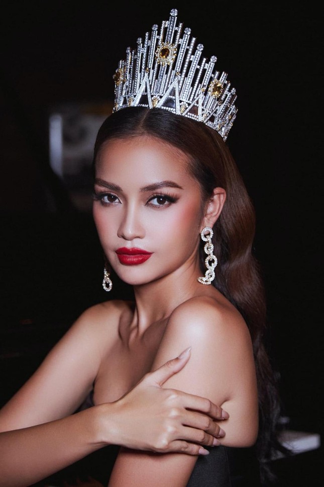 Fan sắc đẹp hụt hẫng vì Hoa hậu Ngọc Châu không thể thi Miss Universe năm nay, lý do là gì? - Ảnh 2.