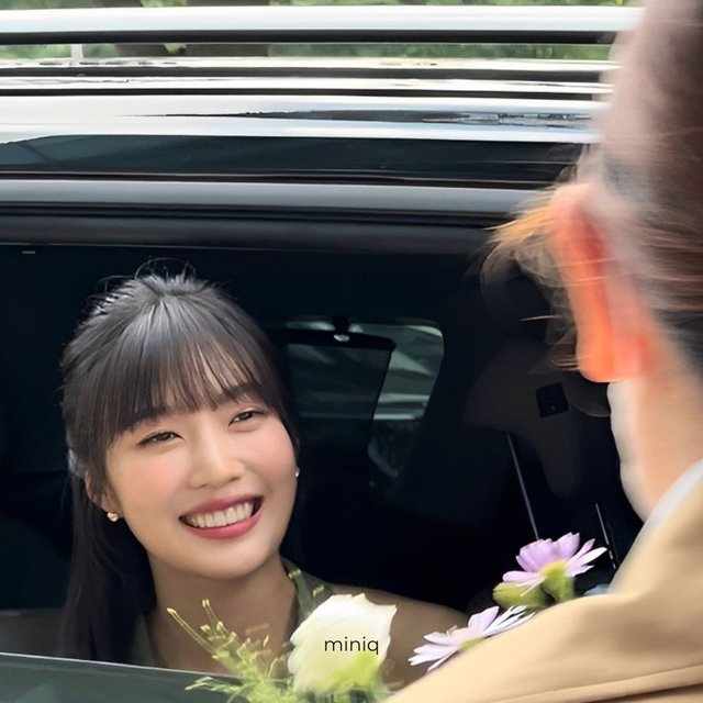 Cô gái Việt sống ở Hàn Quốc: Cùng Red Velvet đi làm, được cả BLACKPINK vẫy tay chào - Ảnh 10. Cô gái Việt sống ở Hàn Quốc: Cùng Red Velvet đi làm, được cả BLACKPINK vẫy tay chào - Ảnh 10.