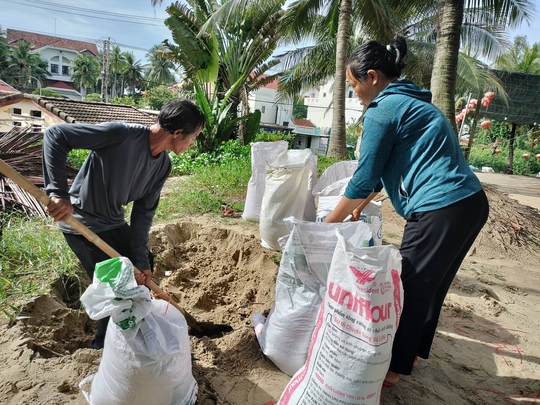 Quảng Nam, Đà Nẵng, Thừa Thiên - Huế... hối hả ứng phó bão Noru - Ảnh 24.