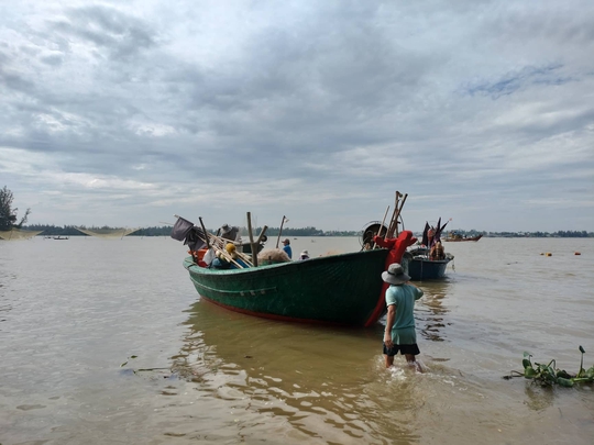 Quảng Nam, Đà Nẵng, Thừa Thiên - Huế... hối hả ứng phó bão Noru - Ảnh 26.