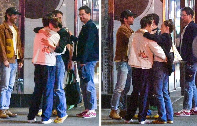 Vợ cũ Ho&agrave;ng tử Italy &ocirc;m h&ocirc;n Harry Styles tr&ecirc;n phố - Ảnh 3.