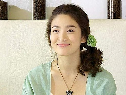 Những phiên bản nữ chính Ngôi Nhà Hạnh Phúc: Hwang Jung Eum ấn tượng không kém gì Song Hye Kyo - Ảnh 1.