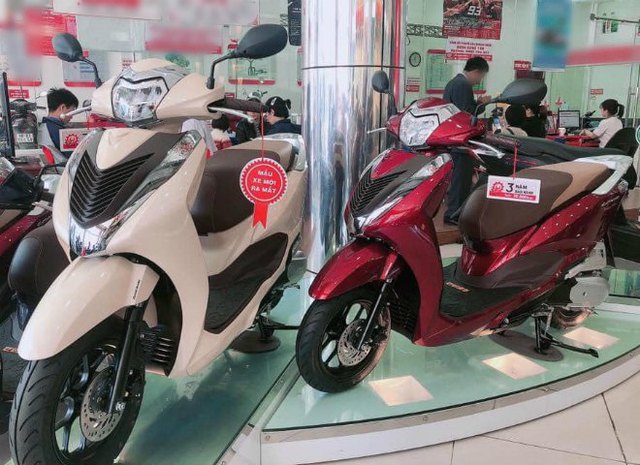 Giá xe Honda SH Mode 2022, Lead bất ngờ lao dốc, giảm mạnh tới 8 triệu đồng tại đại lý - Ảnh 2.