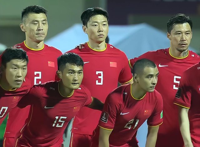Báo Trung Quốc khẳng định đội tuyển Việt Nam ăn đứt đội nhà, lo sợ rơi xuống hạng ba - Ảnh 2.