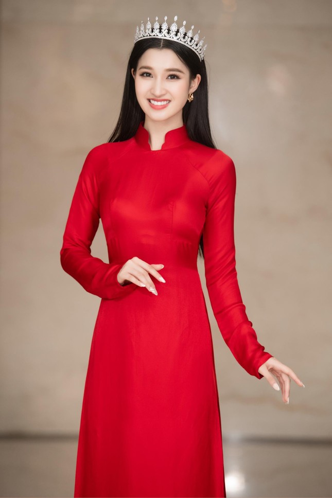 Đỗ Thị Hà, Á hậu Phương Nhi tham gia tour tuyển sinh đầu tiên của Hoa hậu Việt Nam 2022 ở Thanh Hóa - Ảnh 4.