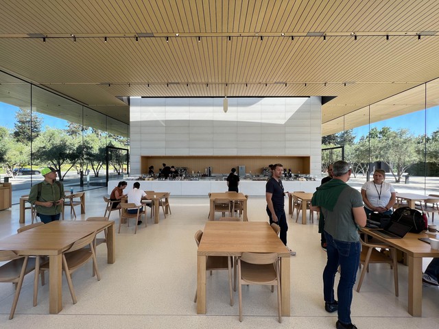 Tham quan Apple Park’s Visitor Center, nơi sẽ ra mắt iPhone 14 đêm nay - Ảnh 10.