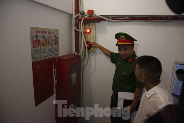 Quá nửa quán karaoke ở Hà Nội không đảm bảo an toàn về PCCC - Ảnh 1.