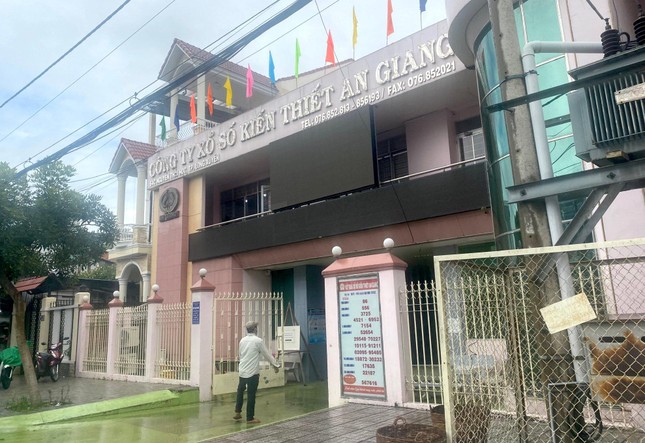 Sẽ rà soát lương khủng của các sếp xổ số An Giang - Ảnh 1.