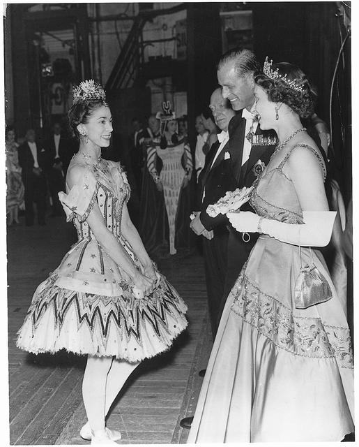 Nữ hoàng Elizabeth II và 70 năm trị vì nước Anh - Ảnh 10.