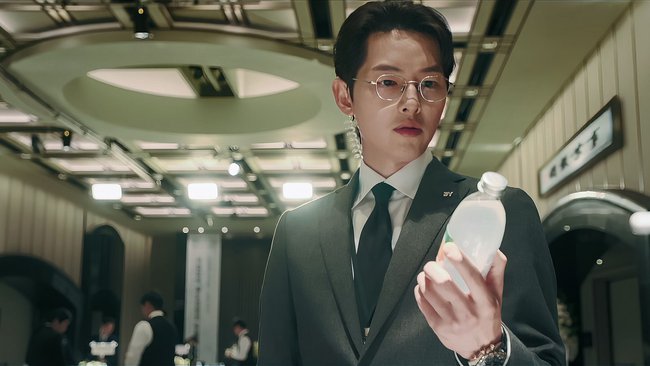 10 phim Hàn hay nhất 2022 do netizen xứ Trung bình chọn: Song Joong Ki bị đè bẹp, hạng 1 không ai dám cãi - Ảnh 1.