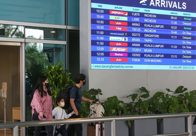 395 chuyến bay chở 58.000 du khách xông đất Đà Nẵng dịp Tết Dương lịch - Ảnh 4.
