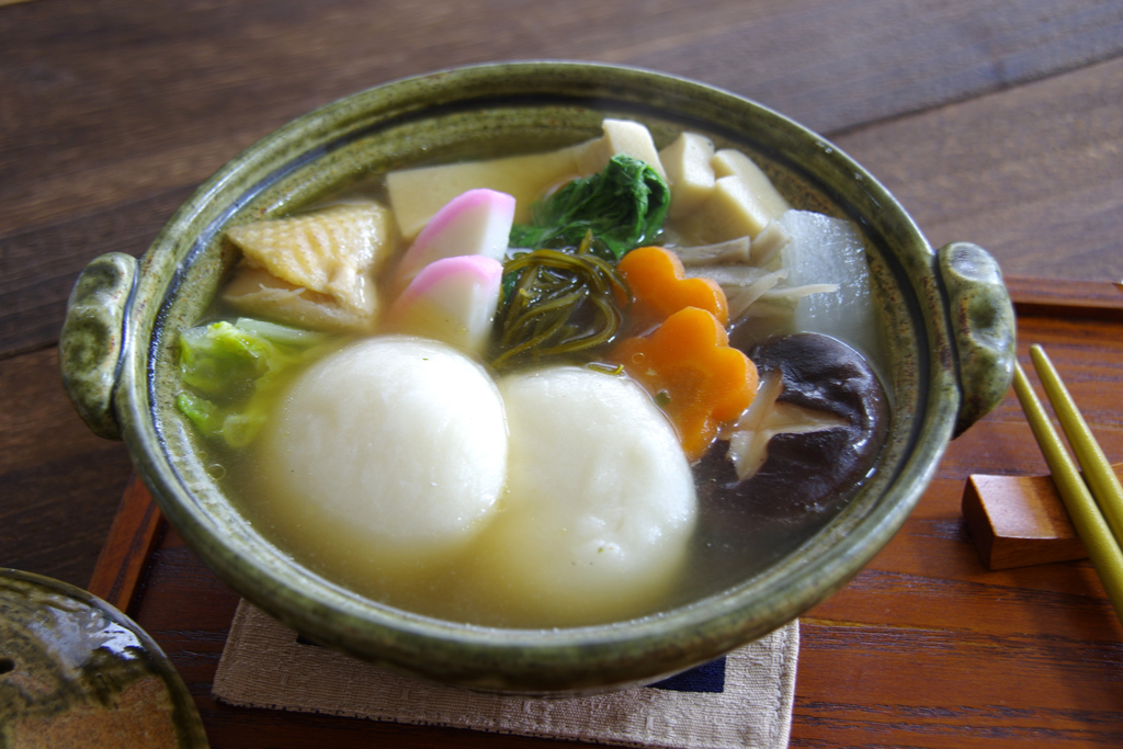 日本独特の正月の風習:開運祈願の門から神前に供えた餅まで - 写真4. 日本独特の正月の風習:開運祈願の門から神前に供えた餅まで - 写真4.
