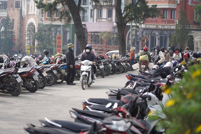 H&agrave;ng ngh&igrave;n du kh&aacute;ch đổ về Tam Đảo chơi Tết Dương lịch 2023 - Ảnh 5.