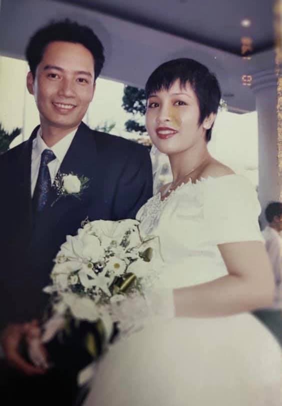Diva Mỹ Linh lần đầu tiết lộ điều đặc biệt trong hôn lễ vào 25 năm trước - Ảnh 3.