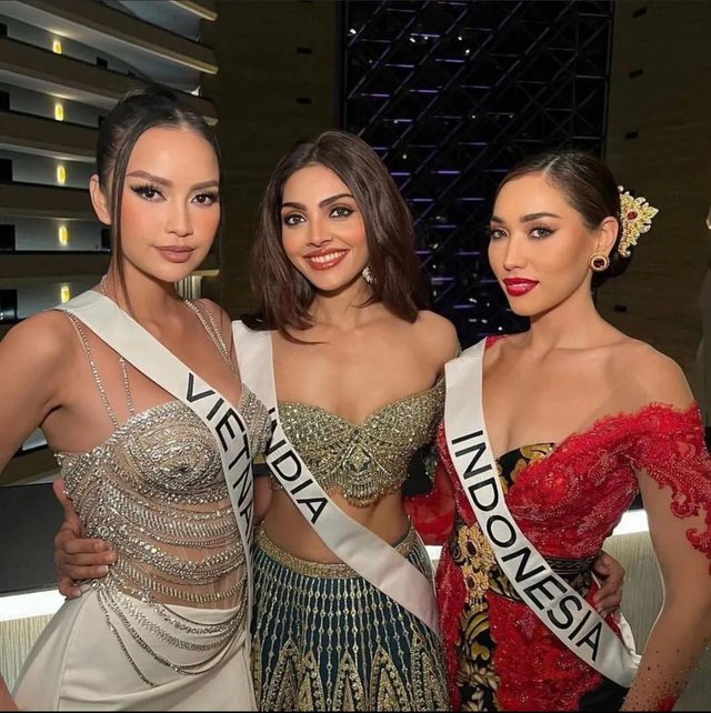 Ngọc Châu diện chiếc áo của mẹ, tiết lộ về vòng phỏng vấn kín tại Miss Universe 2022 - Ảnh 7.