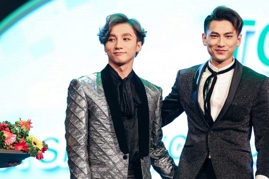 Nam ca sĩ đào hoa nhất Vpop: Cứ hợp tác với ai là được đẩy thuyền, trùm cuối gây bất ngờ! - Ảnh 13.