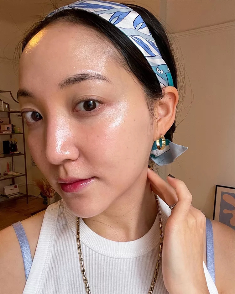 Beauty Blogger chỉ tập trung vào 2 bước này, để ngừa lão hóa và da căng mịn - Ảnh 1.