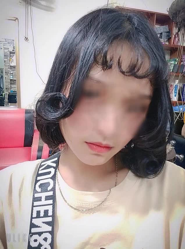 Cười ra nước mắt với 1001 chuyện l&agrave;m t&oacute;c đ&oacute;n Tết cực xu: Từ g&aacute;i trẻ h&oacute;a th&agrave;nh b&agrave; th&iacute;m, t&oacute;c đứt g&atilde;y kh&ocirc; như rơm rạ - Ảnh 9.