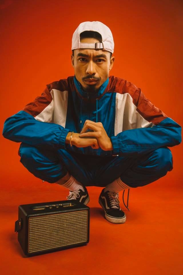 Đen Vâu: Từ công nhân vệ sinh đến rapper đình đám, đời tư kín tiếng và gây sốt trước thông tin về chung một nhà với Hoàng Thùy Linh - Ảnh 5.