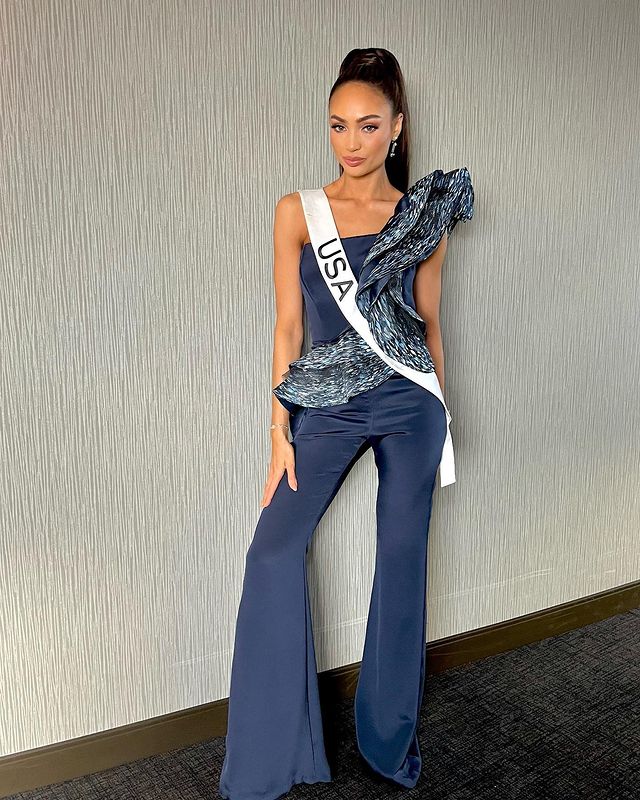 Tân Miss Universe phân trần nghi vấn mua giải thông qua... bộ jumpsuit - Ảnh 2.