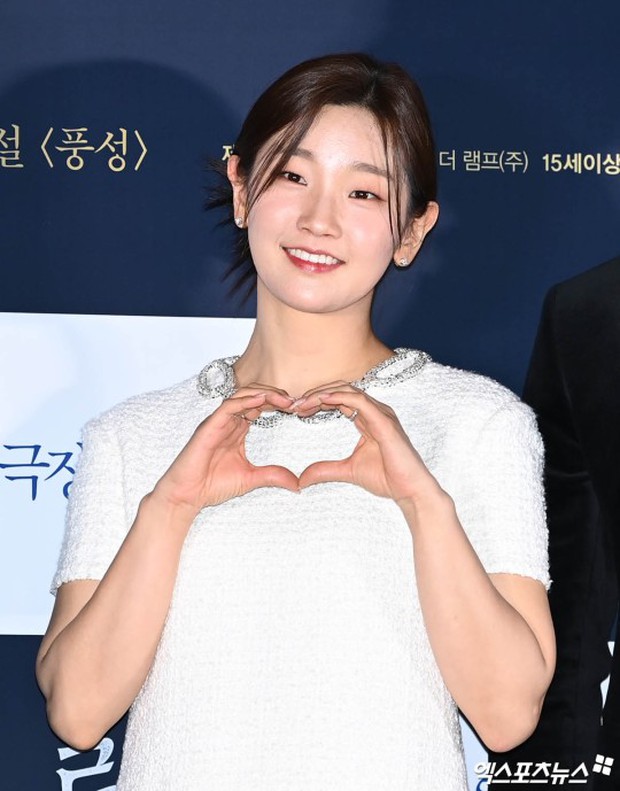 Park So Dam (Ký Sinh Trùng) bị công kích bệnh vì bệnh ung thư, cách cô phản ứng khiến công chúng vừa thương vừa phục - Ảnh 4.