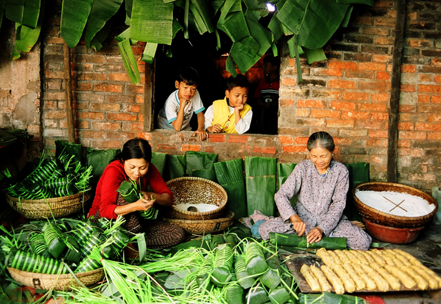 Công nghệ đã thay đổi Tết như thế nào? - Khi lì xì đã có mã QR, mâm cỗ được giao đến tận nhà - Ảnh 3.