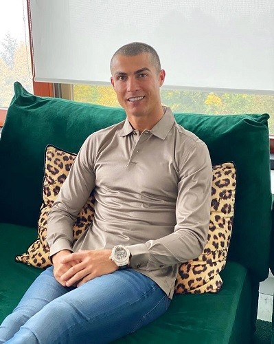 Bộ sưu tập đồng hồ kim cương xa xỉ của Cristiano Ronaldo - Ảnh 7.
