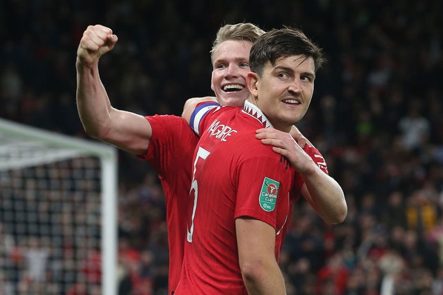 MU sẵn sàng tống tiễn Maguire và McTominay - Ảnh 1.