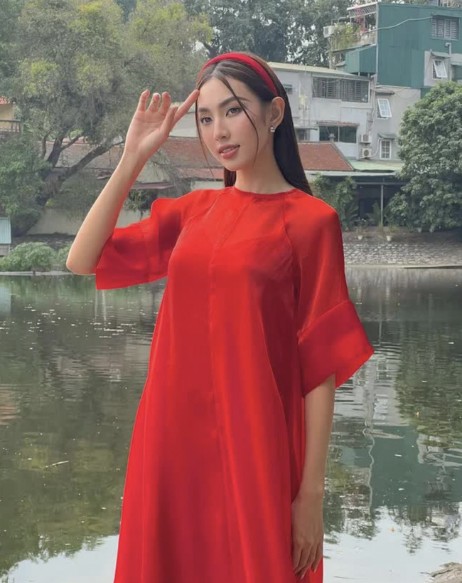 Mê mệt loạt áo dài Tết của Hoa hậu Thủy Tiên: toàn đồ local brand quen mặt, thiết kế điệu đà cứ diện là xinh - Ảnh 5.