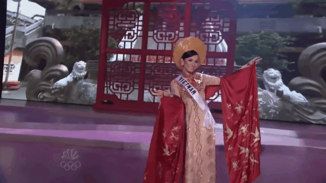 N&agrave;ng Hậu tuổi M&egrave;o giữ kỷ lục intop Miss Universe trước cả HHen Ni&ecirc;: Bộ đầm dạ hội vẫn l&agrave; kiệt t&aacute;c sau 15 năm - Ảnh 3.